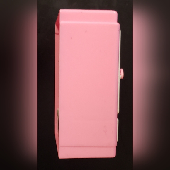 BARBIE LOVE 'N CARE VET PET CENTER SET #67597 MATTEL 1996 Replacement dresser - Picture 4 of 7